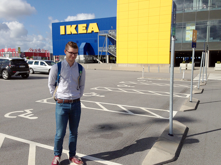 Man_IKEA_new_catalog_Dennis_widmark_blogg_blog