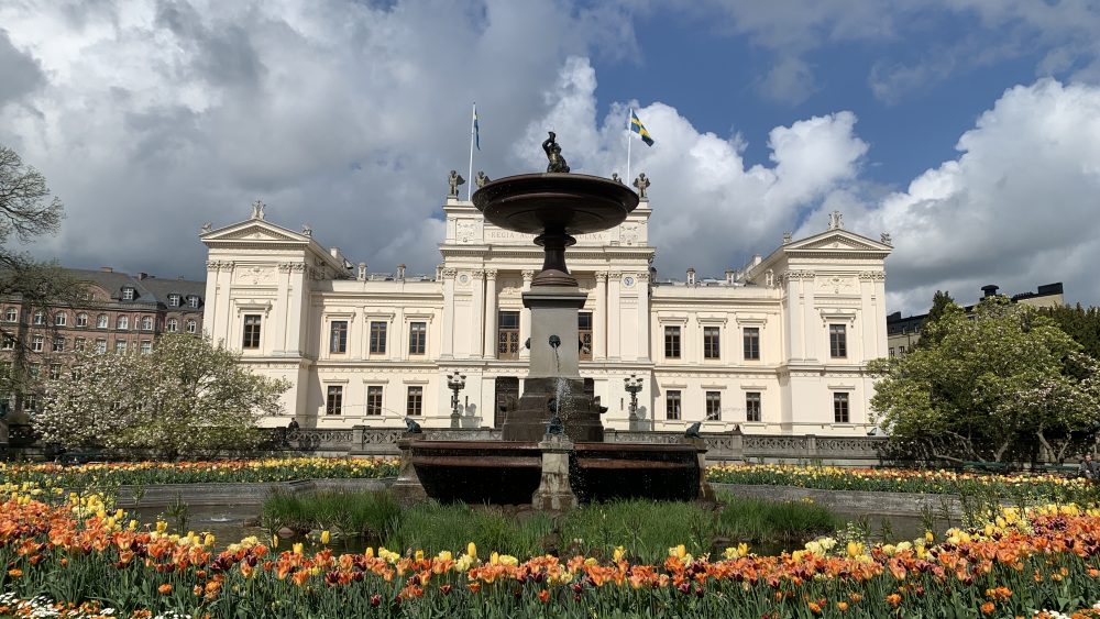 Universitetshuset i Lundagård, Lunds universitets huvudbyggnad, ritat av Helgo Zettervall och invigdes 1882.